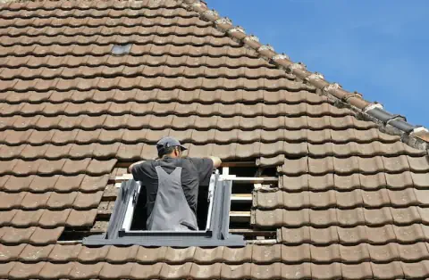 Pose de velux - Sainte-Anne sur Brivet